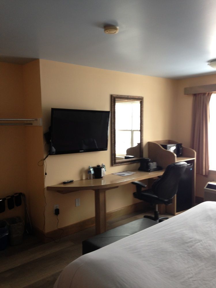 Quality Inn & Suites Cornwall Exteriér fotografie